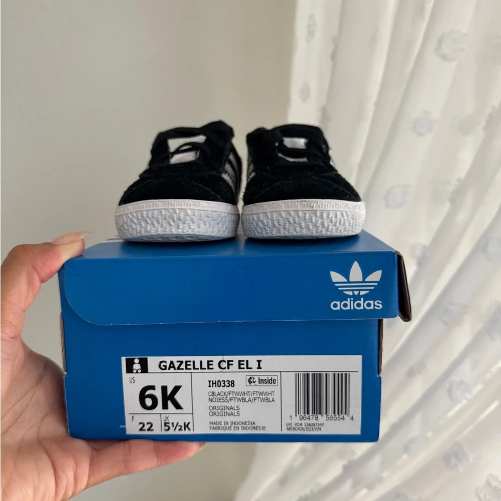 Toddler Adidas Gazelle 🖤 - Picture 6 of 9